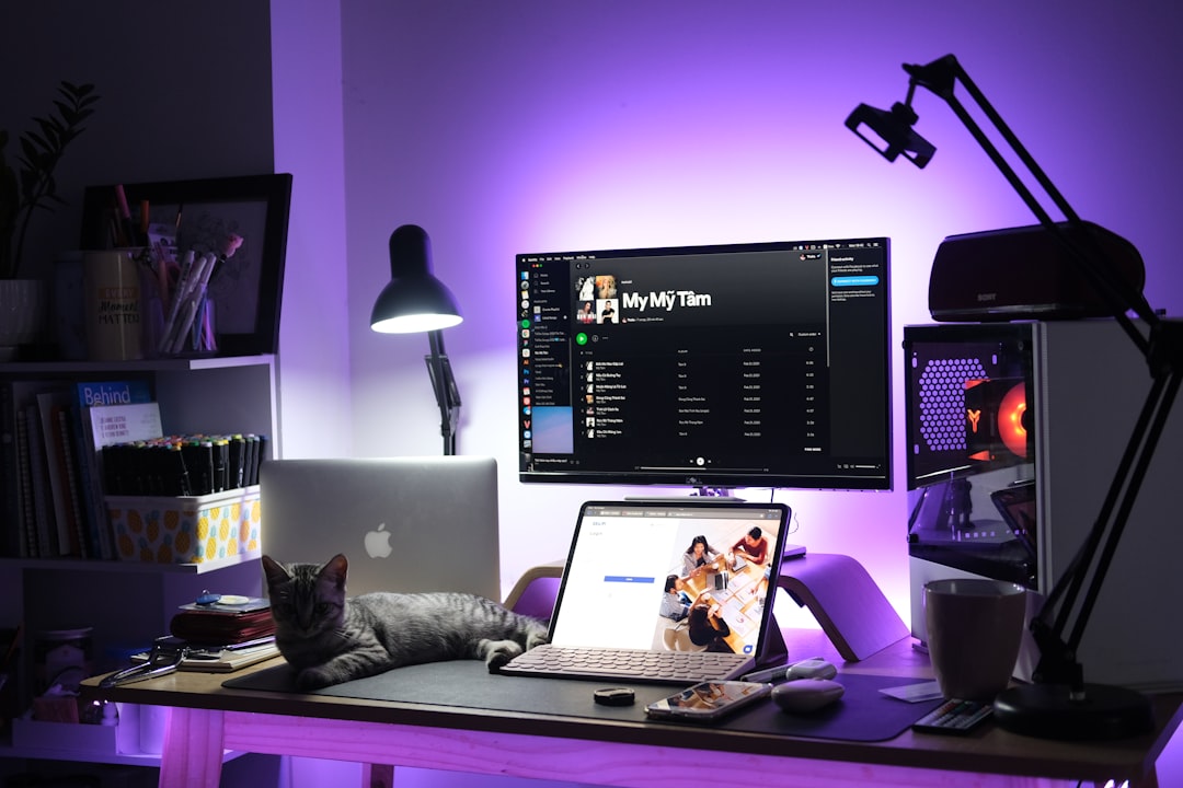 Iluminação de Fundo para Vídeo: Fita LED, Barra RGB ou Painel?